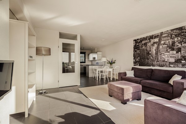 Medium property photo - Duke Ellingtonstraat 25, 1066 GE Amsterdam